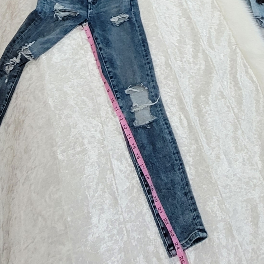 American Eagle Outfitters Short Super Stretch Distressed Skinny Jeans - Picture 8 of 8
